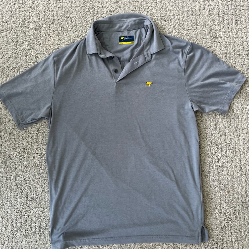 Sporty Gray Polo Shirt with Classic Collar and Short Sleeves